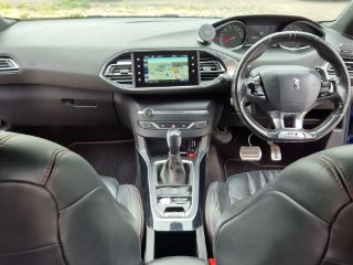 /photos/10170/1e084b17-c3a2-41bf-aa95-f34819b3ae6f_i320x240.jpg